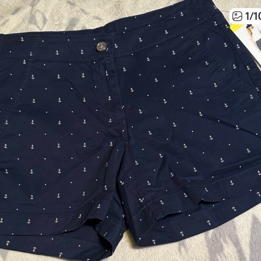 Nautica Women's Dark Blue Anchor Patterned Shorts